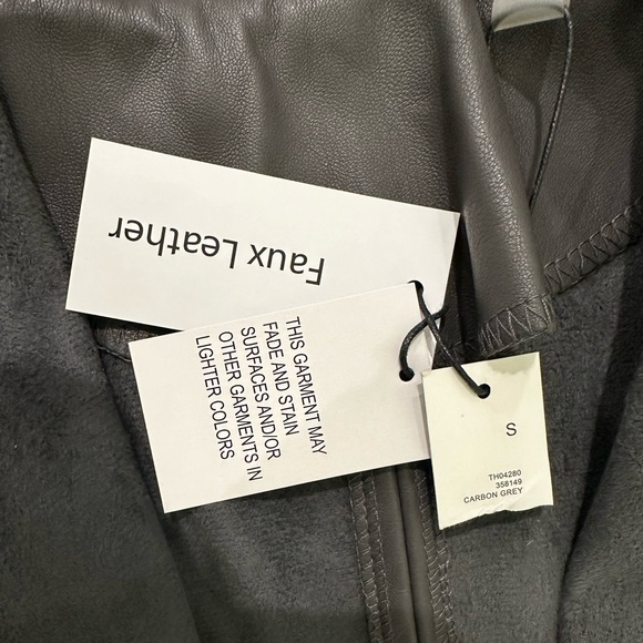 T. Tahari Faux Suede Leather Waterfall Open Front Vest Grey size Small - Picture 16 of 16